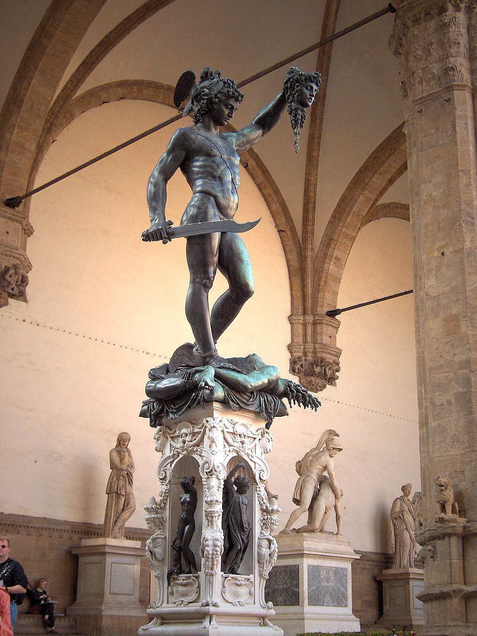 Persée brandissant la tête de la Gorgone, Benvenuto Cellini, 1554
